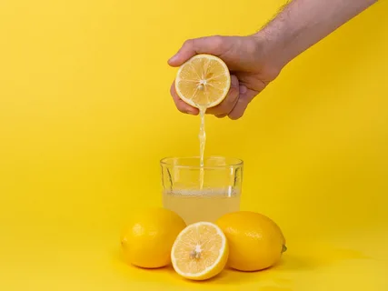 Life Gets Brighter: The Undeniable Benefits of Organic Lemons!