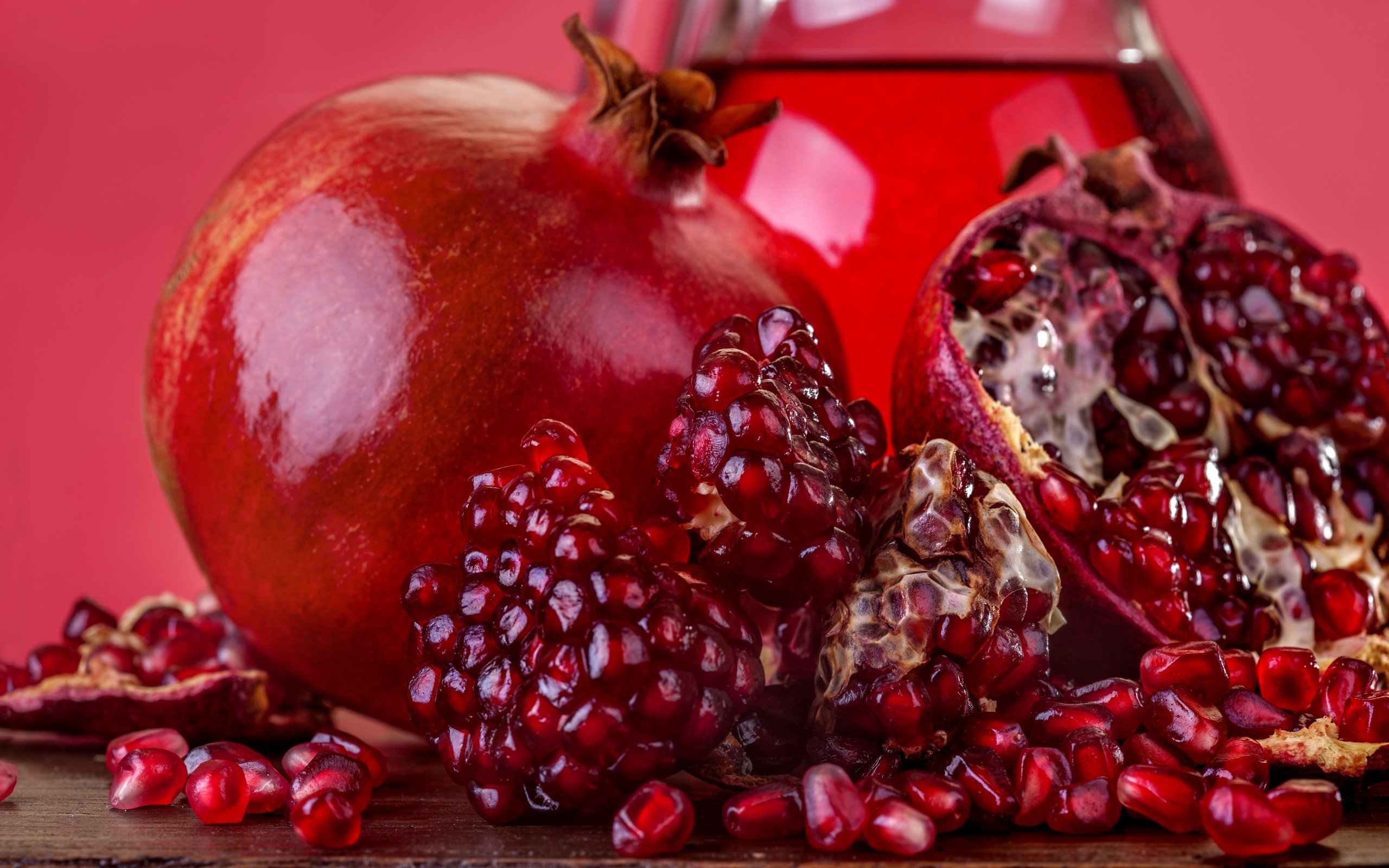 Jewels of Health: Embracing the Organic Pomegranate