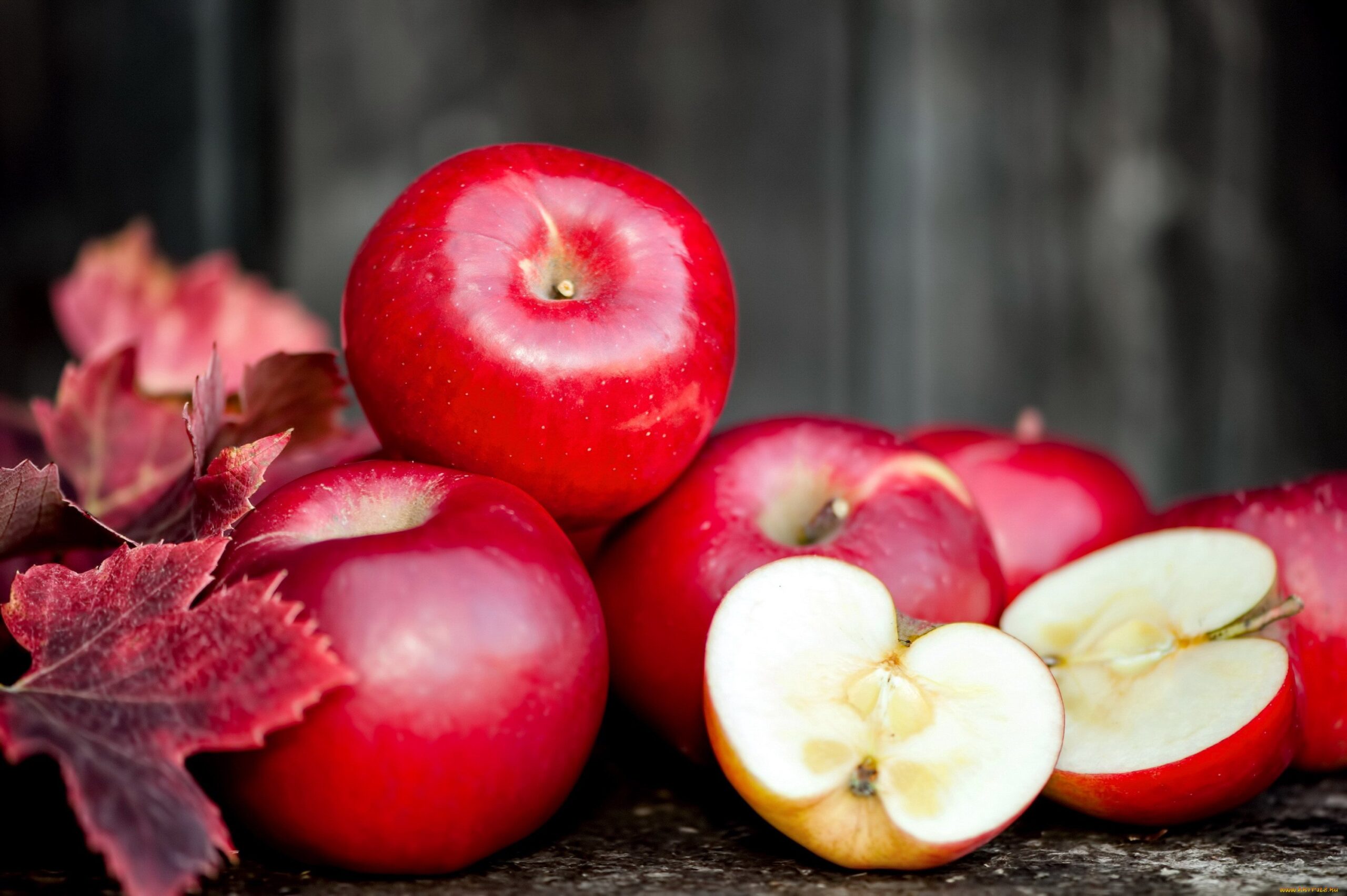 Crisp, Clean, and Conscious: The Story of Organic Apples